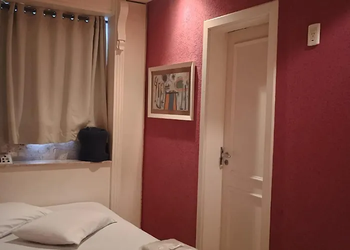 Micenas Hotel del amor